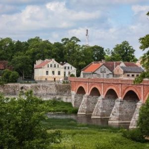 Puente De Arco Del Municipio